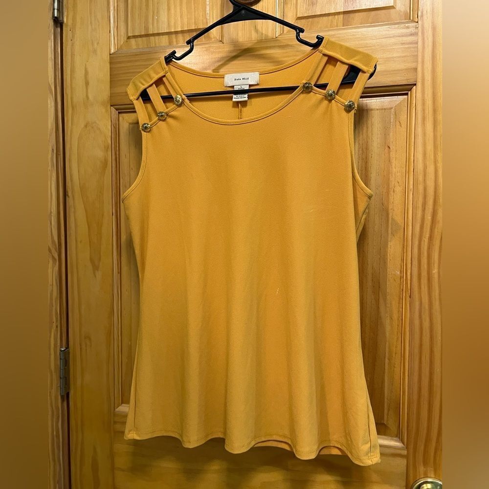 Diana Belle size L mustard color tank with gold button accents